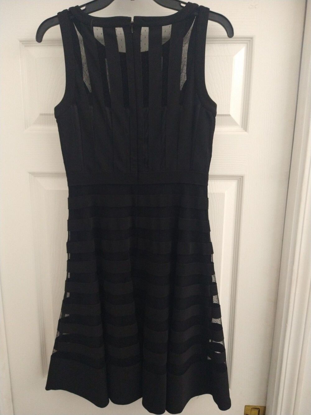 White House Black Market Sleeveless Dress Black Sz 2 Y2K Vintage classic